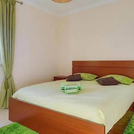 Mikael - Free Wi-fi - Aircon - Private Pool By Bedzy Albufeira