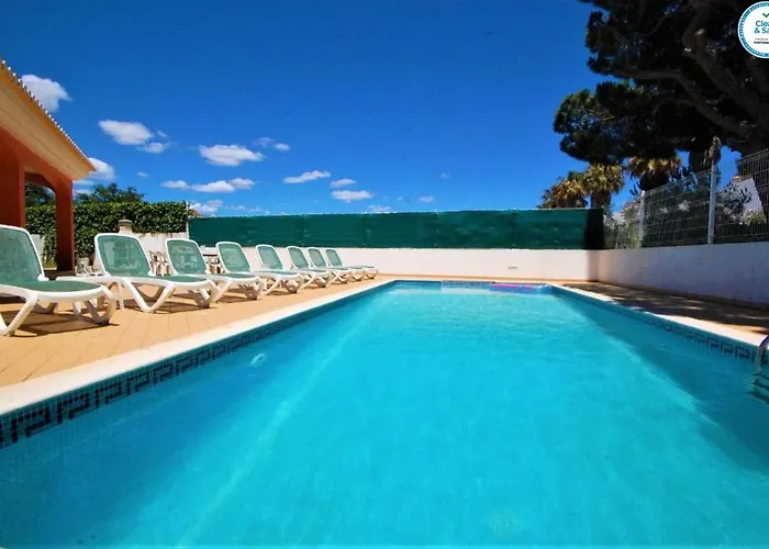 Mikael - Free Wi-fi - Aircon - Private Pool By Bedzy Villa Albufeira
