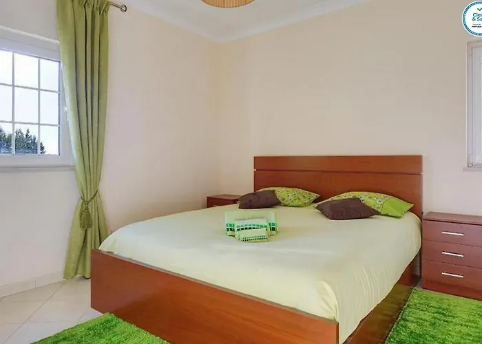 Mikael - Free Wi-fi - Aircon - Private Pool By Bedzy Albufeira